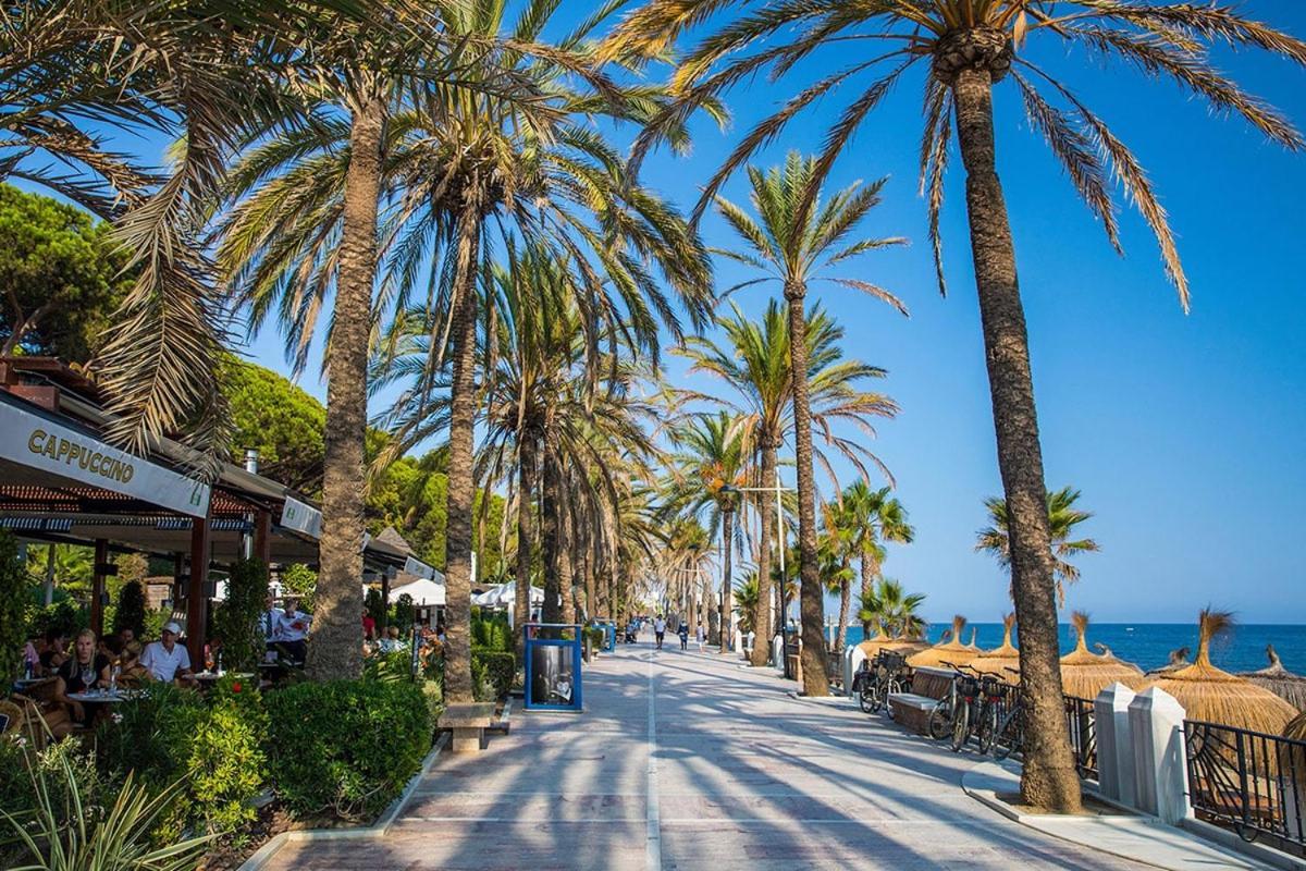 Fully Renovated Frontline Flat Marbella Exterior foto